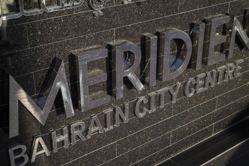 Le Méridien City Centre Bahrain Al Manamah Esterno foto Meridian logo